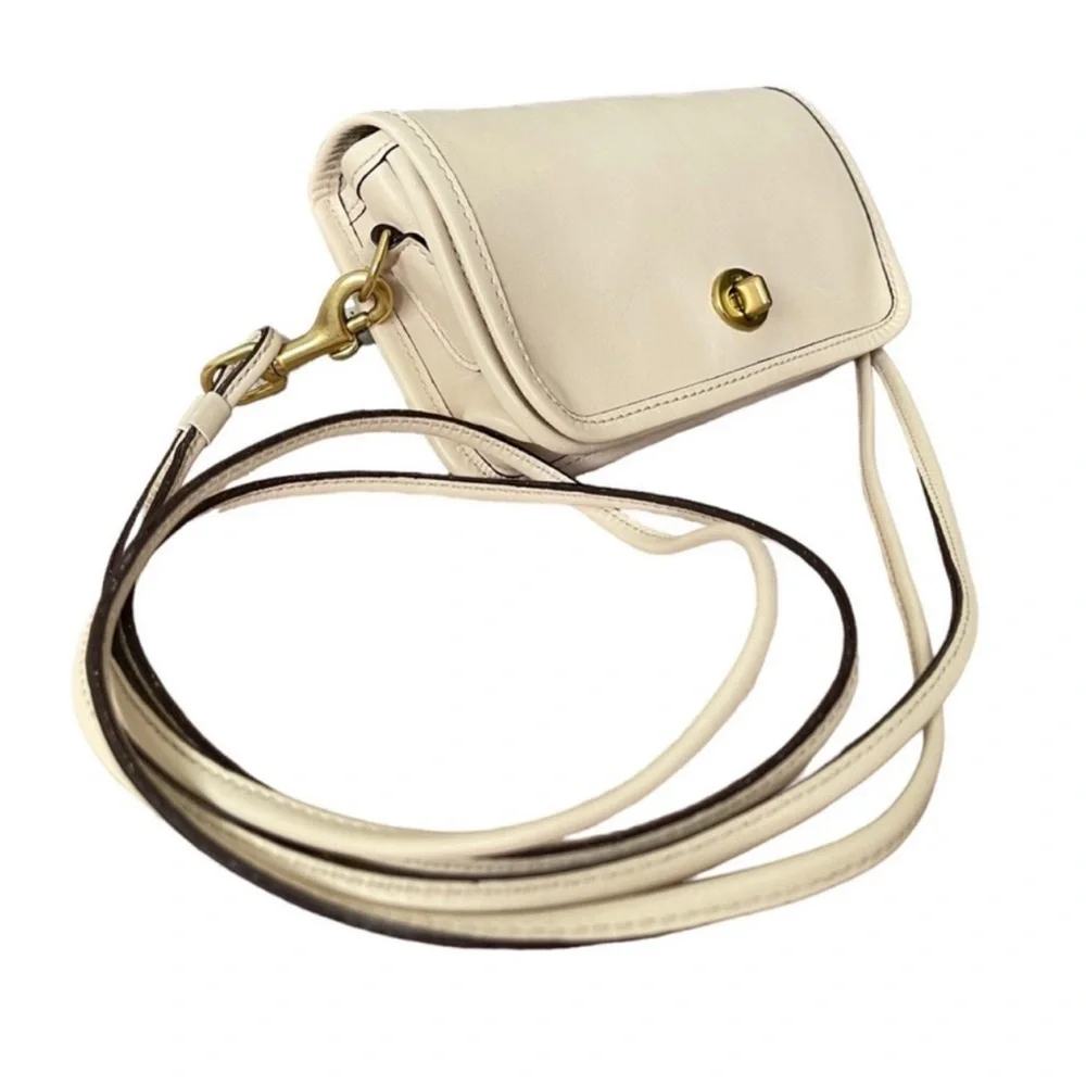 COACH Vintage Dinky Pouch Sling Back Off White/Ivory Crossbody Bag Rare - Picture 13 of 16
